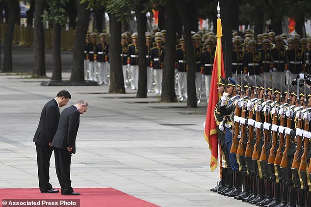 (تصاویر) سفر پوتین به چین