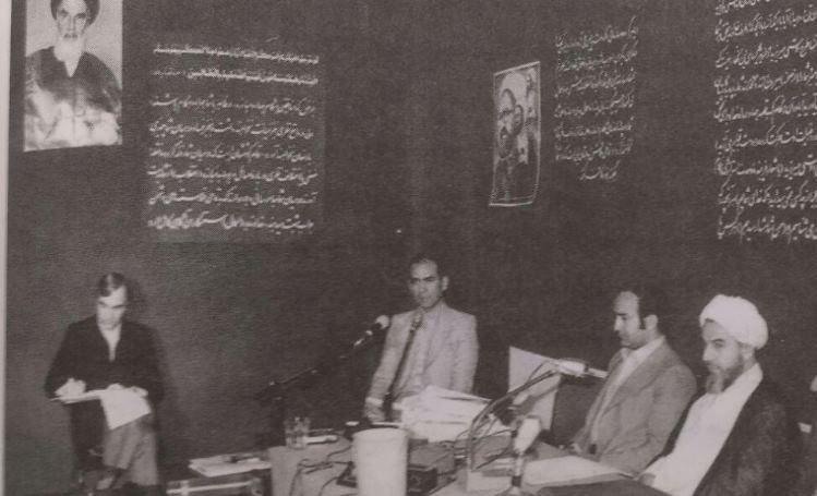 عباس امیرانتظام و ۱۳ آبان عباس امیرانتظام و ۱۳ آبان