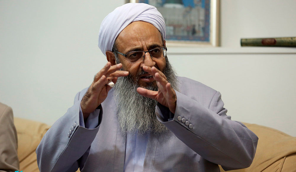 مولوی عبدالحمید: به این خاک خیانت نمی‌کنیم