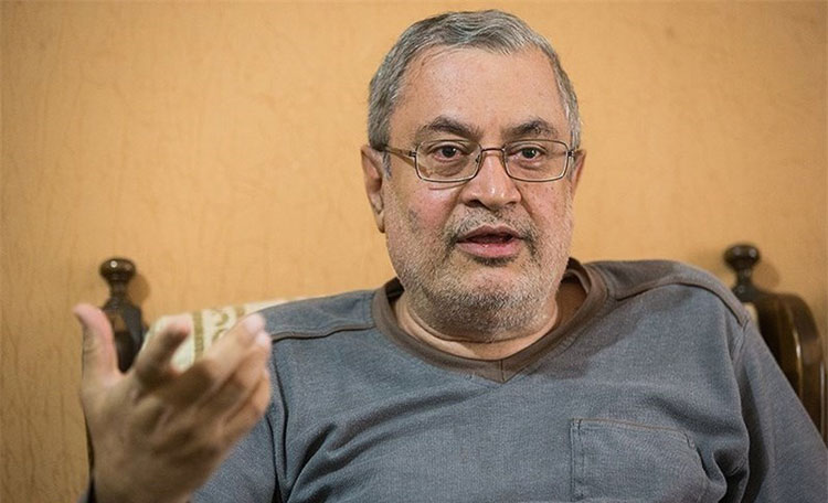 سعید حجاریان: احزاب از ترس مرگ، خودکشی کردهاند! سعید حجاریان: احزاب از ترس مرگ، خودکشی کردهاند!