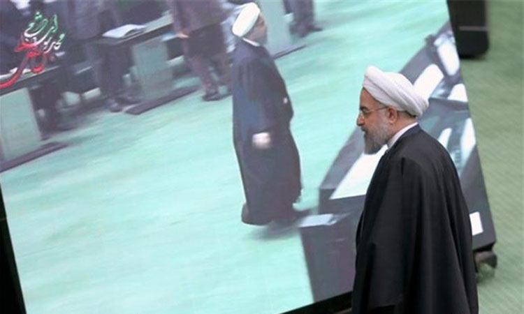 چه کسی همه را علیه روحانی بسیج کرده است؟ / روحانی علیه روحانی چه کسی همه را علیه روحانی بسیج کرده است؟ / روحانی علیه روحانی