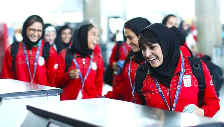 ورزش در سینمای ایران؛ فیلم ورزشی یا کمدی؟! ورزش در سینمای ایران؛ فیلم ورزشی یا کمدی؟!