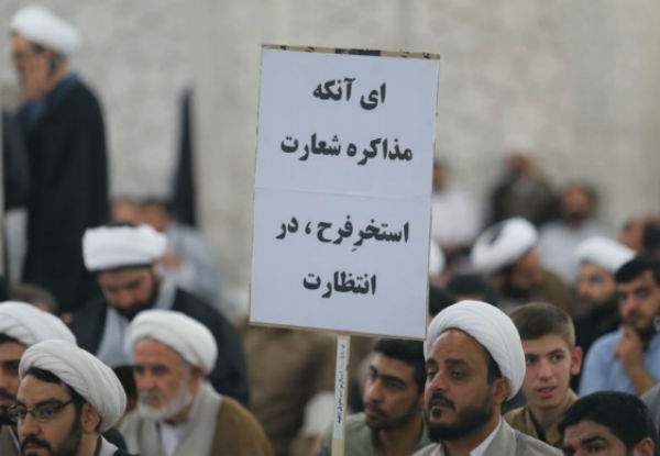 حسن روحانی دوباره تهدید به مرگ در «استخر فرح» شد