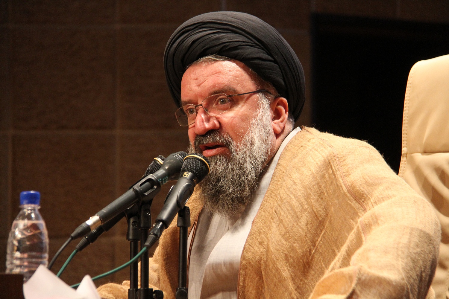 خاتمی: آمریکا ۴۰ برابر گذشته ضعیفتر شد خاتمی: آمریکا ۴۰ برابر گذشته ضعیفتر شد