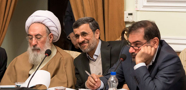 تذکر به احمدی‌نژاد در جلسه مجمع تشخیص مصلحت نظام