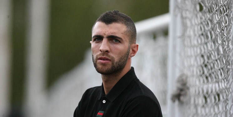 بازیکن استقلال با گریه به رختکن رفت