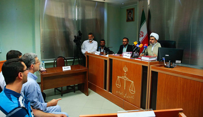 ارجاع پرونده مشایی به دادگاه تجدید ارجاع پرونده مشایی به دادگاه تجدید