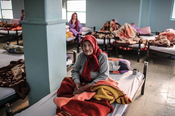 روایتی از زنان گُمشده شهر؛ از ۴۰ سال آوارگی تا ترک اعتیاد به عشق دختر روایتی از زنان گُمشده شهر؛ از ۴۰ سال آوارگی تا ترک اعتیاد به عشق دختر