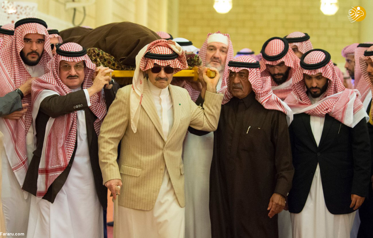 (تصاویر) اندوه ملک سلمان در تشییع جنازه برادرش