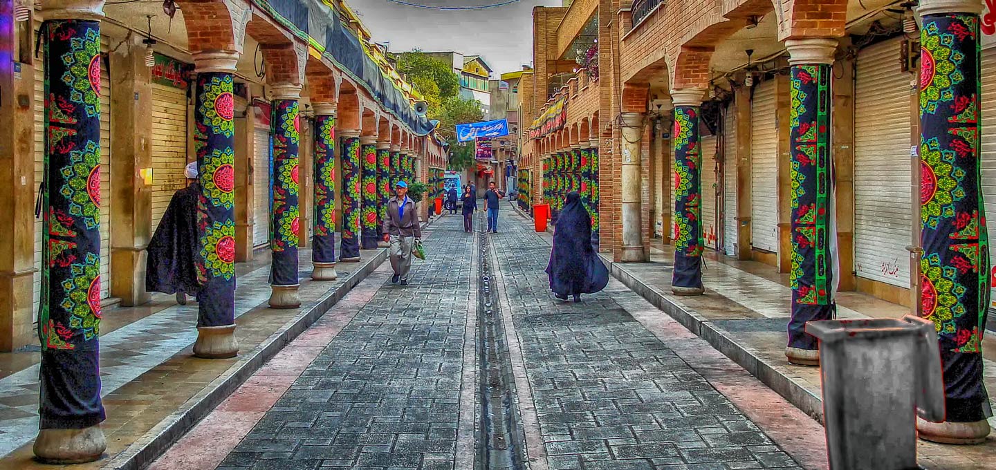 کوچ بزرگ زنانه از کوچه مروی به مترو!