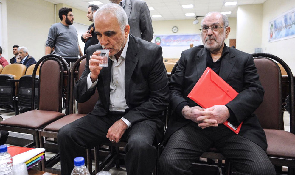 جزئیاتی از ارتباط وزیر دولت احمدی‌نژاد با «حسین هدایتی»