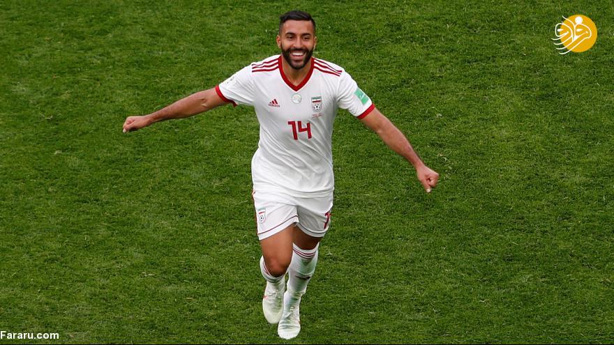 جنجال گوشی طلای ستاره تیم ملی!