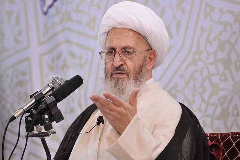 آیت الله سبحانی: آقایان شما که عقل کل نیستید