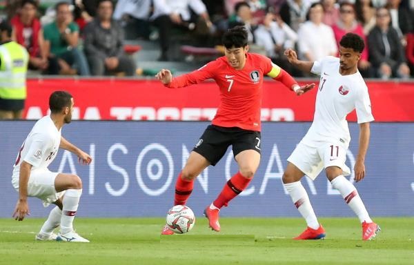 صعود قطر و امارات؛ تقابل همسایگان ناسازگار در نیمه نهایی!