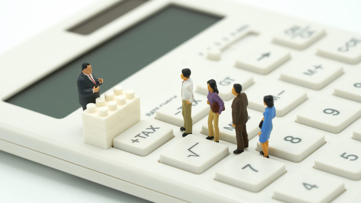 مالیات از پول و دارایی‌ها به جای مالیات از مشاغل