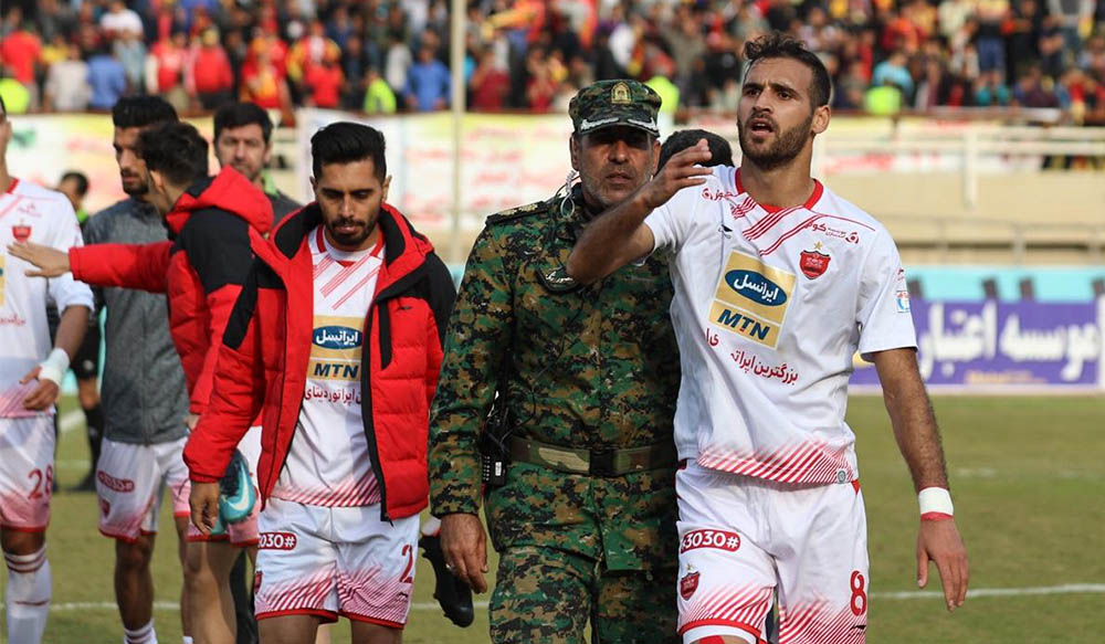 در دیدار جنجالی پرسپولیس و فولاد چه گذشت؟ در دیدار جنجالی پرسپولیس و فولاد چه گذشت؟