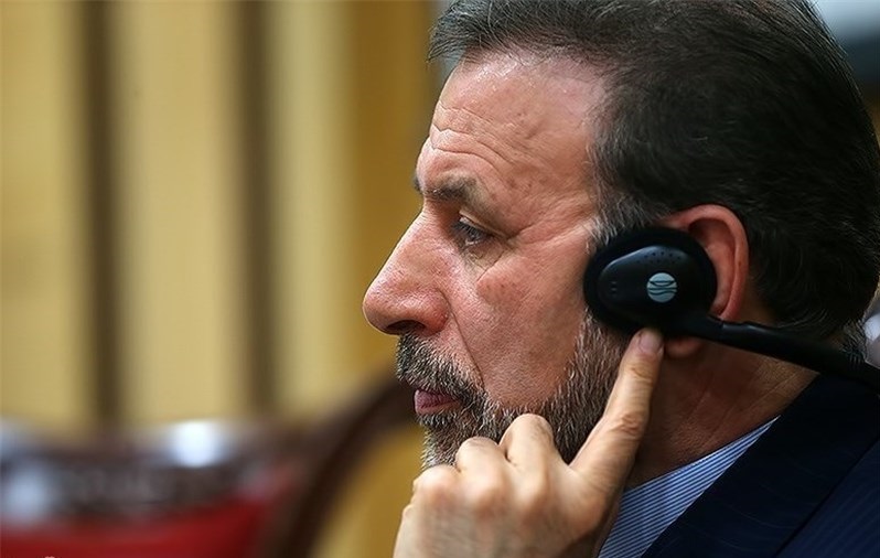 ناگفتههایی از دفتر روحانی؛ ساعتکار، کارتابل، جهانگیری و داماد عاطفی! ناگفتههایی از دفتر روحانی؛ ساعتکار، کارتابل، جهانگیری و داماد عاطفی!