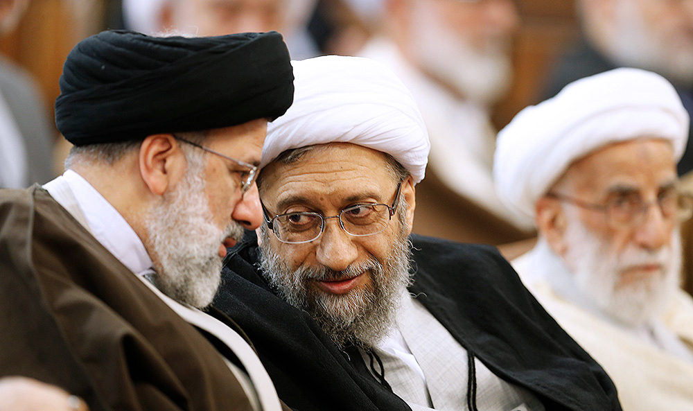 هیچ کس تحت هیچ شرایطی و در هیچ جایگاهی حق دور زدن قانون را نخواهد داشت