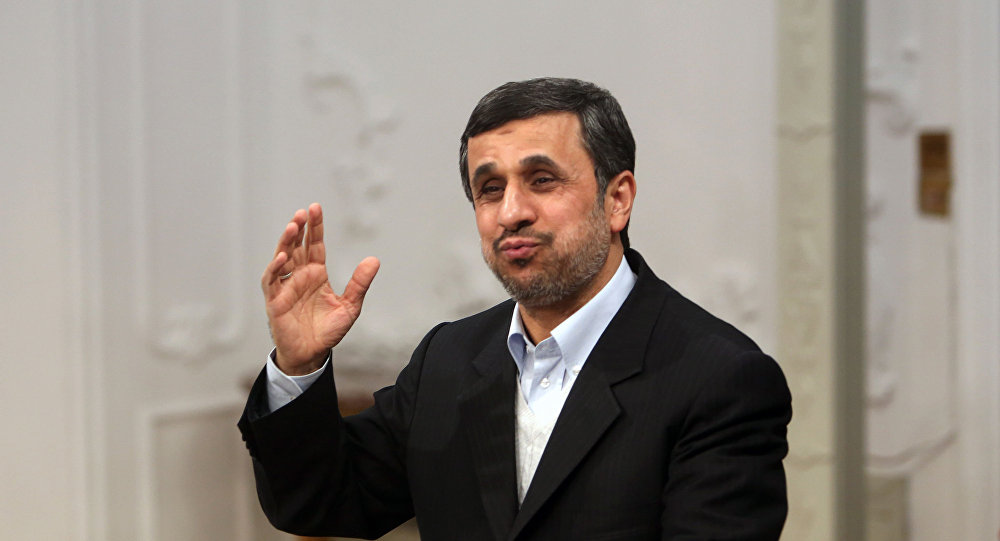 احمدینژاد: با تقسیم منابعی مانند انرژی به هر ایرانی یک میلیون در ماه میرسد! احمدینژاد: با تقسیم منابعی مانند انرژی به هر ایرانی یک میلیون در ماه میرسد!