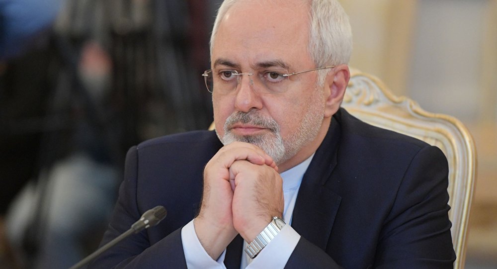 ظریف: درباره بستن تنگه هرمز بخش نظامی تصمیم می‌گیرد