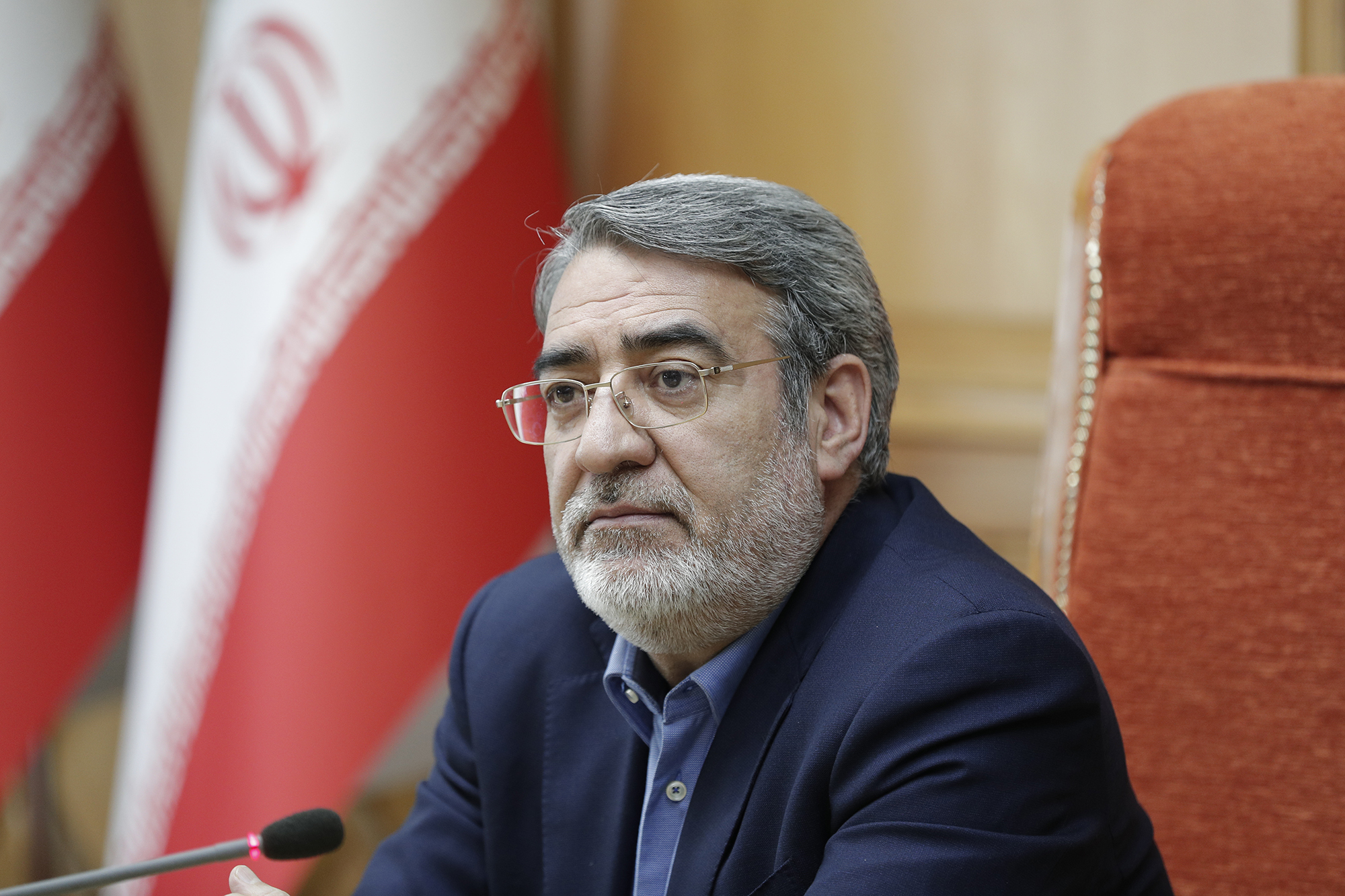واکنش وزیر کشور به ارسال پیامکهای امنیت اخلاقی واکنش وزیر کشور به ارسال پیامکهای امنیت اخلاقی