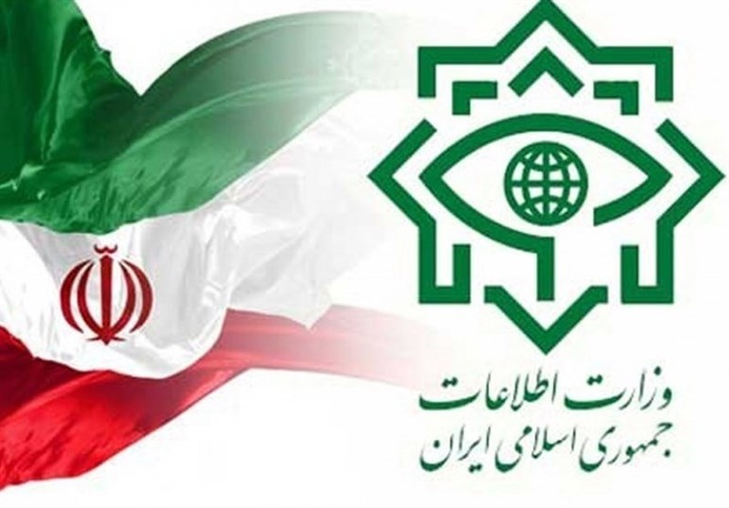 متلاشی شدن باند قاچاق بیش از ۶۰۰ میلیارد طلا و نقره متلاشی شدن باند قاچاق بیش از ۶۰۰ میلیارد طلا و نقره