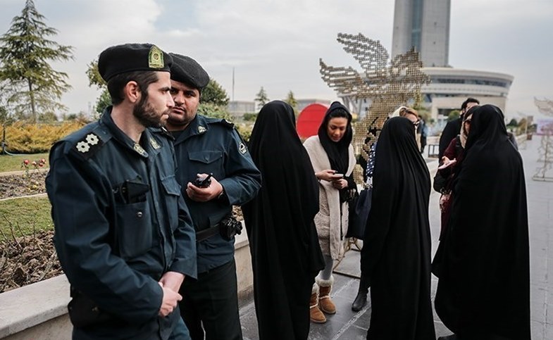 اعلام مجازات«بیحجابی» در معابر؛ تا ۲ ماه حبس یا جزای نقدی اعلام مجازات«بیحجابی» در معابر؛ تا ۲ ماه حبس یا جزای نقدی
