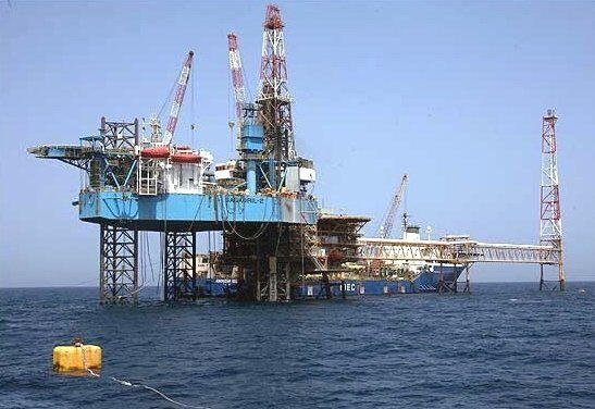 یک چاه نفتی امارات هدف قرار گرفت