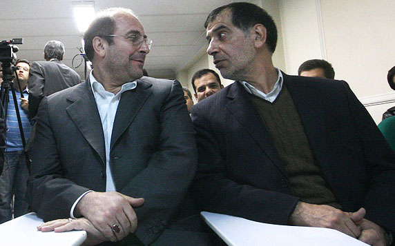 پشت پرده شعار تازه اصولگرایان؛ چه شد که پشت پرده شعار تازه اصولگرایان؛ چه شد که