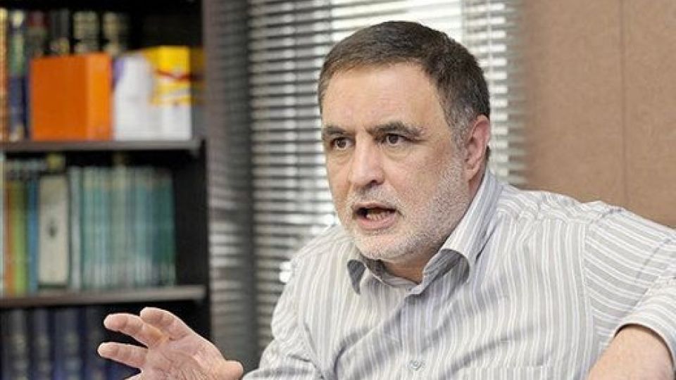 کدام گزینه؛ ادامه برجام یا استعفای روحانی و حضور دولت نظامی؟ کدام گزینه؛ ادامه برجام یا استعفای روحانی و حضور دولت نظامی؟