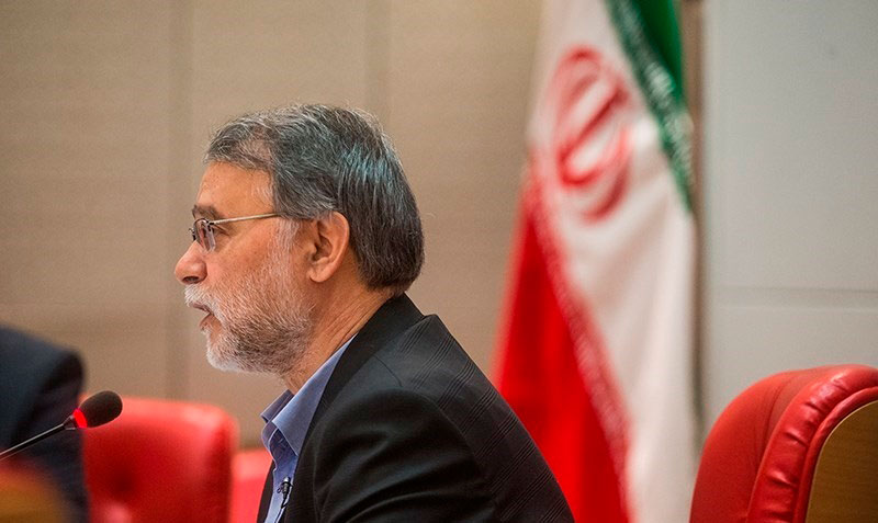 معاون سیما: مزدک میرزایی یک اشتباه استراتژیک مرتکب شد