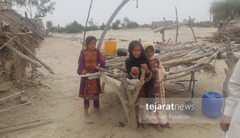 (تصاویر) چابهار؛ از کودکان بیشناسنامه تا آرزوی غذای گوشتی (تصاویر) چابهار؛ از کودکان بیشناسنامه تا آرزوی غذای گوشتی
