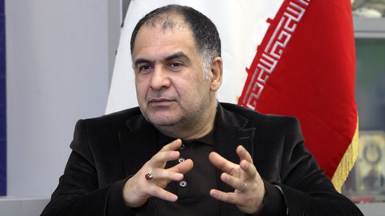 رسانه هاخود باید نیروهایشان را بیمه کنند/ زیر بار اعتراضات پیرامون اصلاح شیوه نامه توزیع یارانه مطبوعات نخواهیم رفت/ رقابت رسانهها باید در محتوا باشد/ شیوه نامه حمایت از رسانههای آنلاین نیز بزودی اصلاح میشود رسانه هاخود باید نیروهایشان را بیمه کنند/ زیر بار اعتراضات پیرامون اصلاح شیوه نامه توزیع یارانه مطبوعات نخواهیم رفت/ رقابت رسانهها باید در محتوا باشد/ شیوه نامه حمایت از رسانههای آنلاین نیز بزودی اصلاح میشود