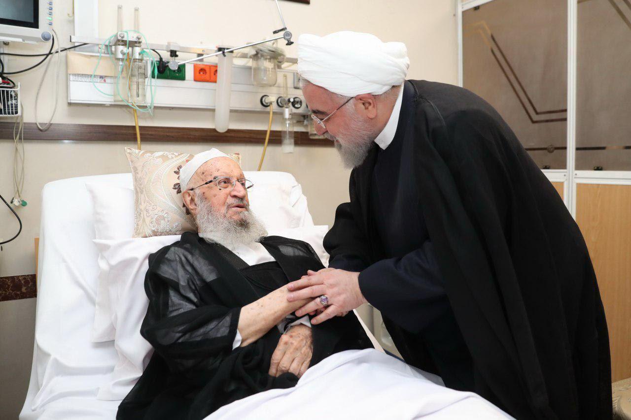 (تصاویر) عیادت روحانی از آیت‌الله مکارم