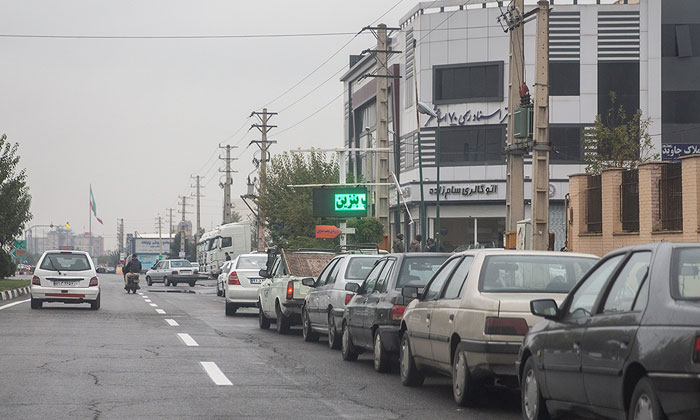 واکنش اصلاح‌طلبان به اعتراض‌ها؛ از سکوت خاتمی (رییس دولت اصلاحات) تا بیانیه جنجالی ۷۷ نفر
