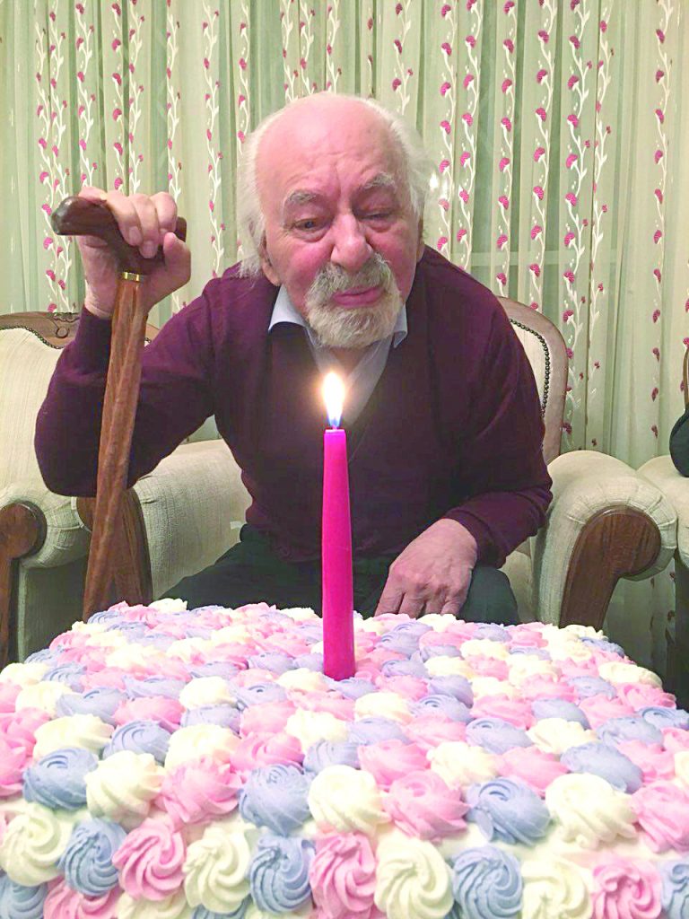 (عکس) نصرت‌الله کریمی بازیگر و کارگردان پیشکسوت سینما درگذشت