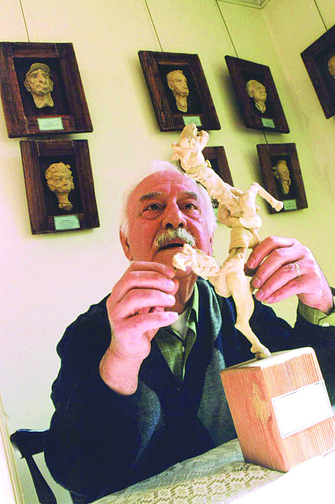 (عکس) نصرت‌الله کریمی بازیگر و کارگردان پیشکسوت سینما درگذشت