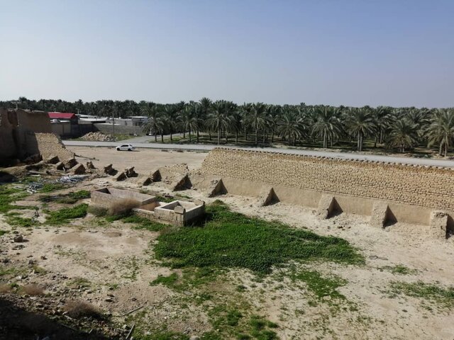 (تصاویر) زلزله بوشهر، قلعه کلات را مجروح کرد