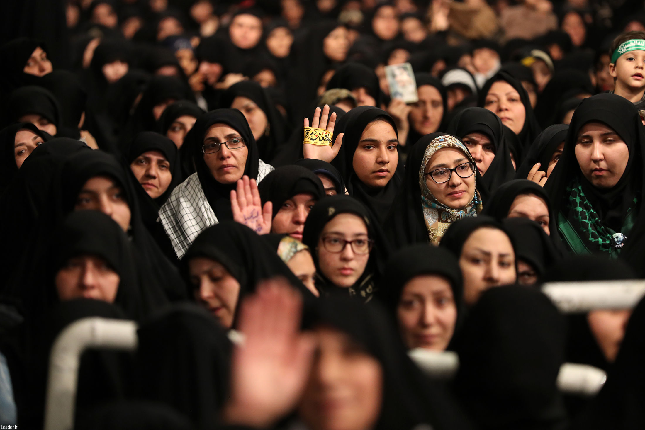 (تصاویر) مراسم عزاداری فاطمیه با حضور رهبر انقلاب