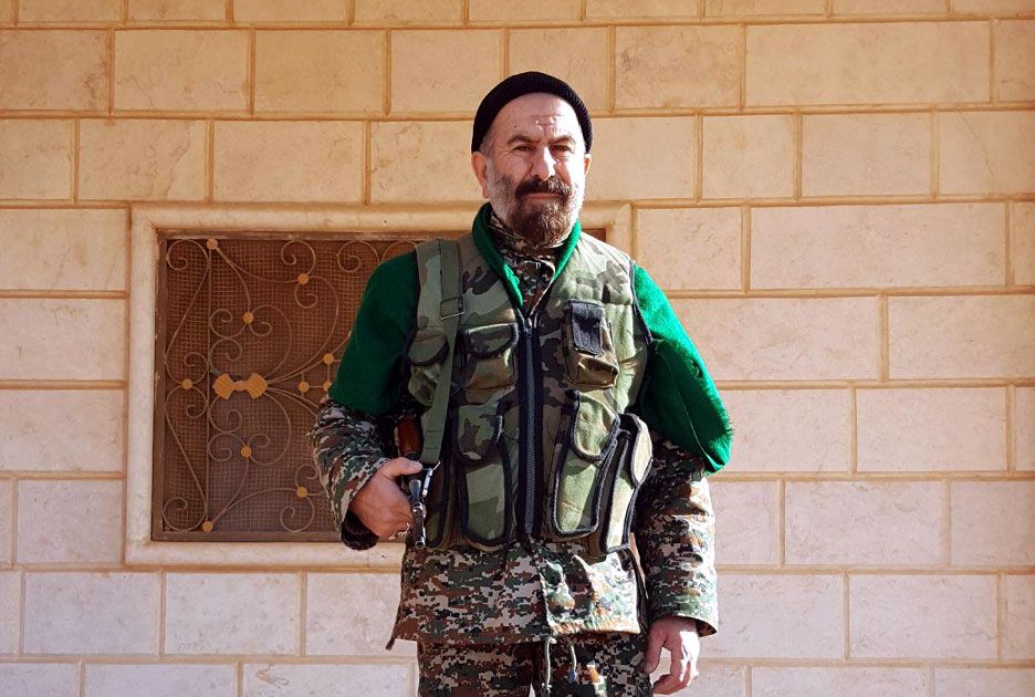 (عکس) نماینده مجلسی که مدافع حرم شد