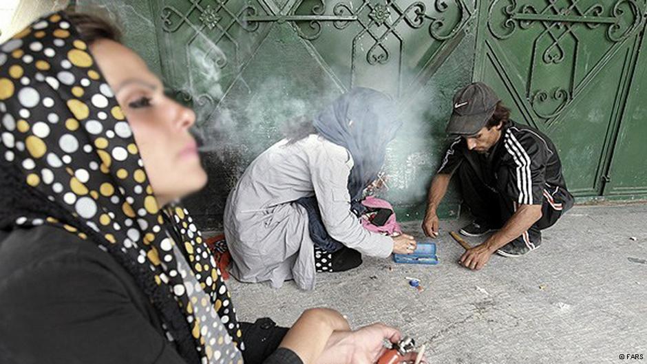 زندگی تلخ ترنس‌ها در شب‌های سرد تهران