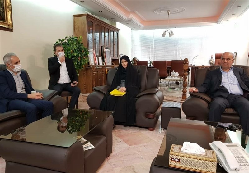 (عکس) عیادت از مهدی تاج در پی شکست کرونا