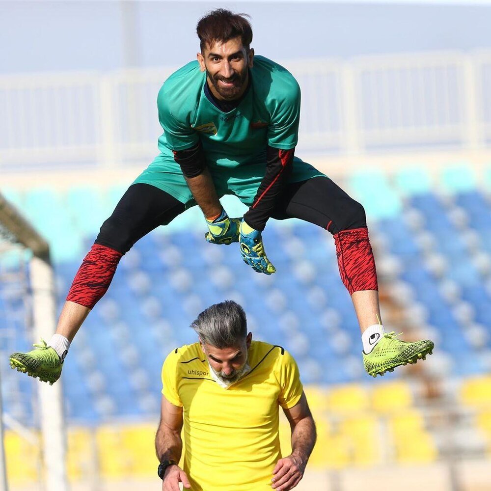 (عکس) حرکت عجیب علیرضا بیرانوند در تمرین پرسپولیس