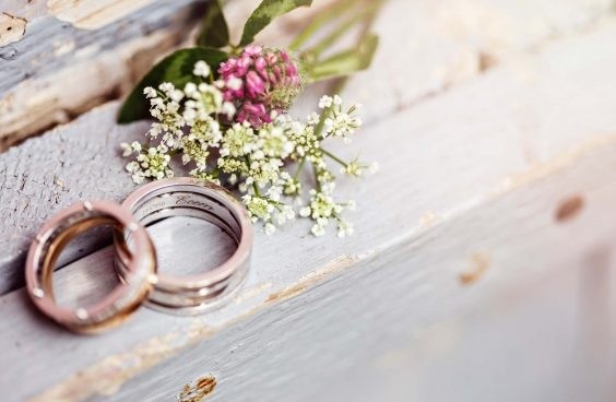 پیام تبریک سالگرد ازدواج به دوست؛ اس ام اس و متن ادبی تبریک ازدواج به دوست