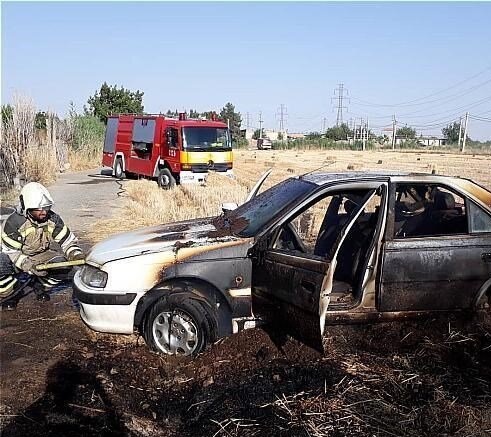 آتش‌سوزی گندم‌زار منجر به آتش گرفتن پژوپارس شد
