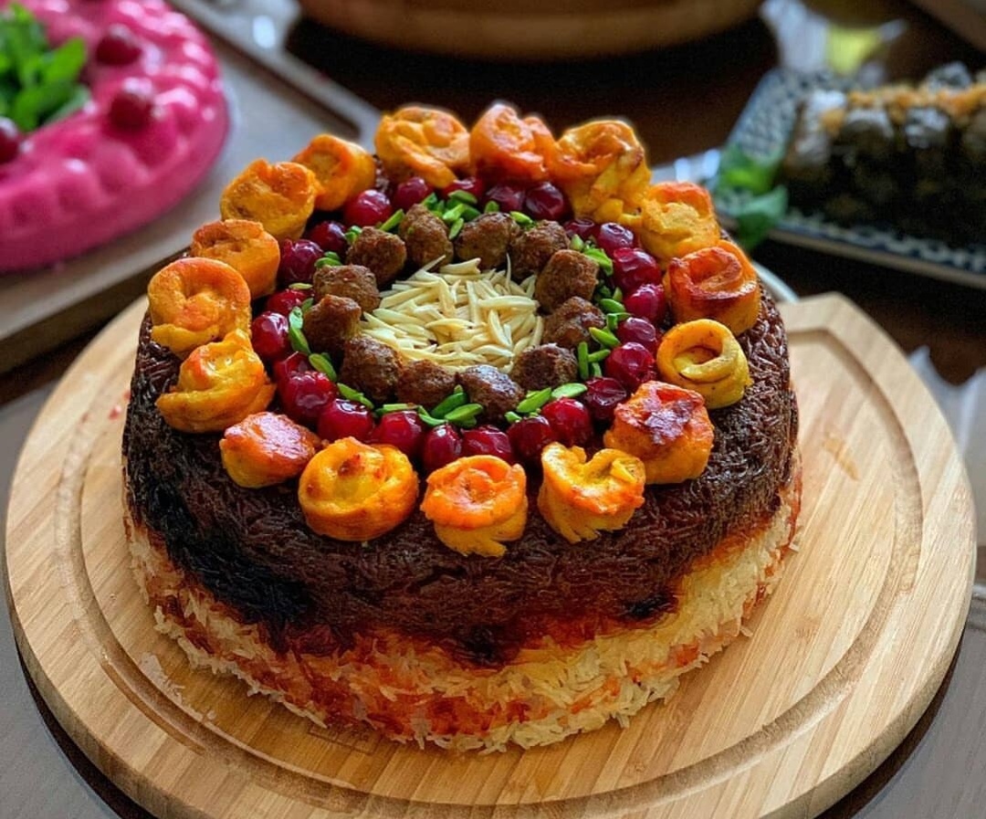 طرز تهیه ته چین آلبالو پلو با مرغ طرز تهیه ته چین آلبالو پلو با مرغ