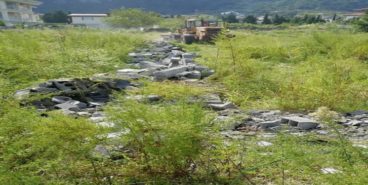 (تصاویر) قلع و قمع ۳۰ ویلای لوکس در نوشهر