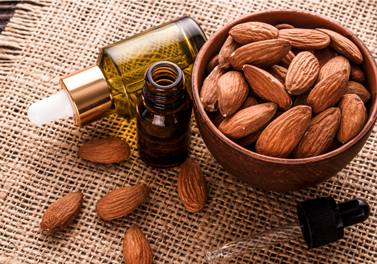 ترکیبات و ارزش غذایی روغن بادام روغن بادام و خواص شگفت انگیز آن
