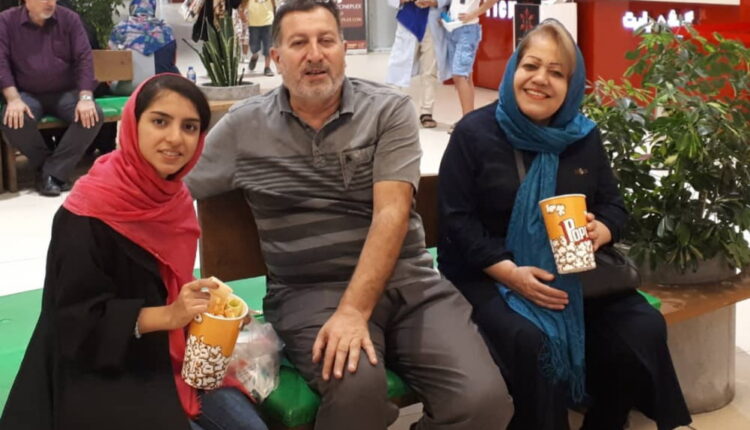 (تصاویر) باغچه پیرزن گور «شیما» بود؛ بهلول در حال کندن محل دفن جسد شیما
