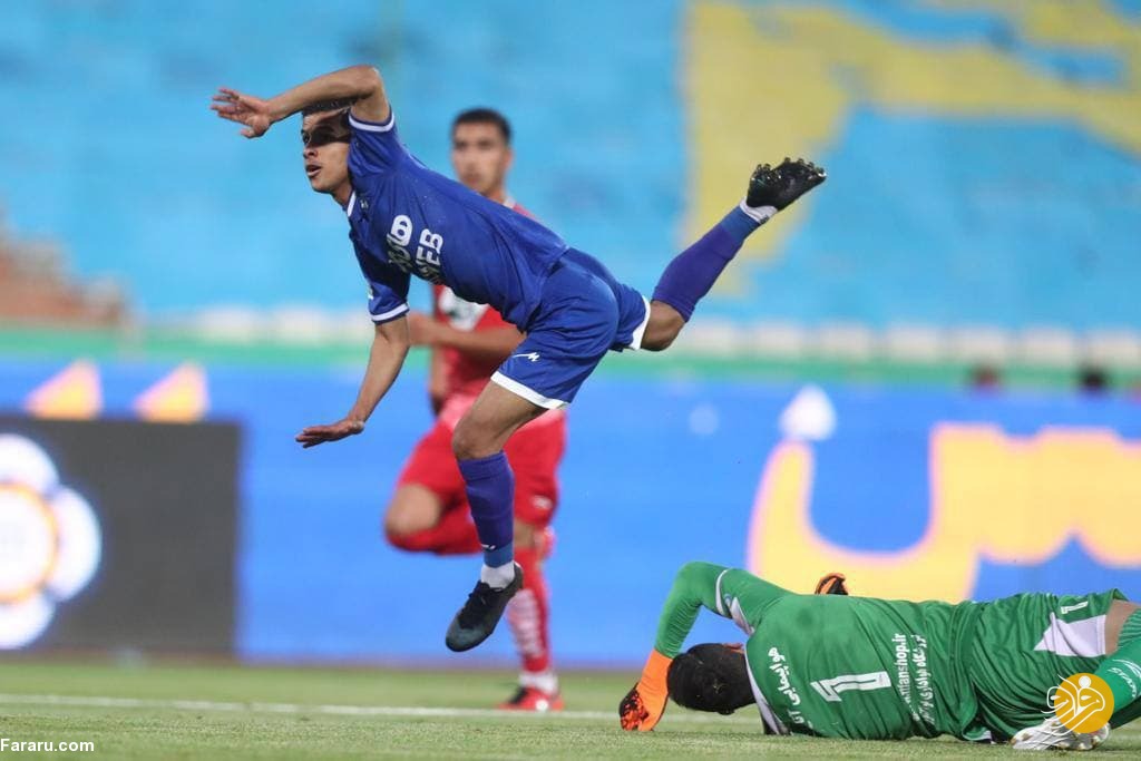 (ویدیو) خلاصه بازی استقلال 2 - 1 تراکتور 15 تیر 00